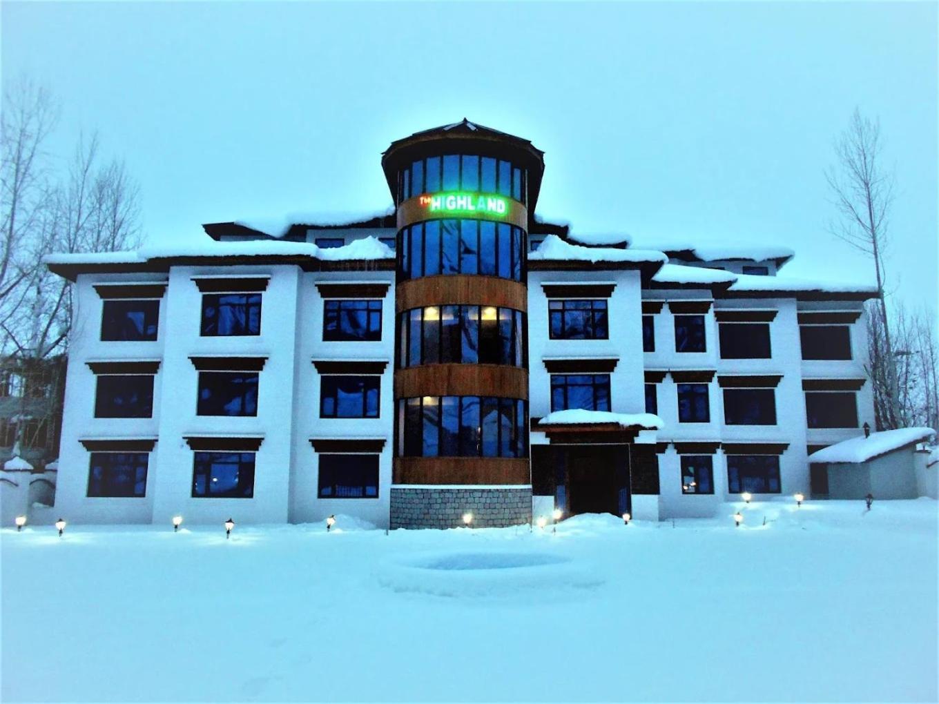 The Highland Mountain Resort & Spa Kargil Exterior photo